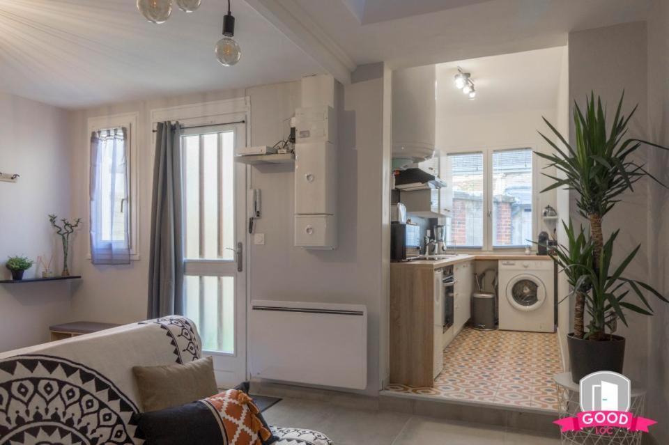 Ferienwohnung La Coquille D'Orleans Avec Sa Cour Exterior foto